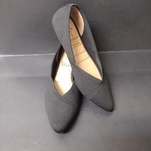 - ME TOO - AURI CASUAL MESH FLAT  WOMEN'S SHOES SIZE :7.5M